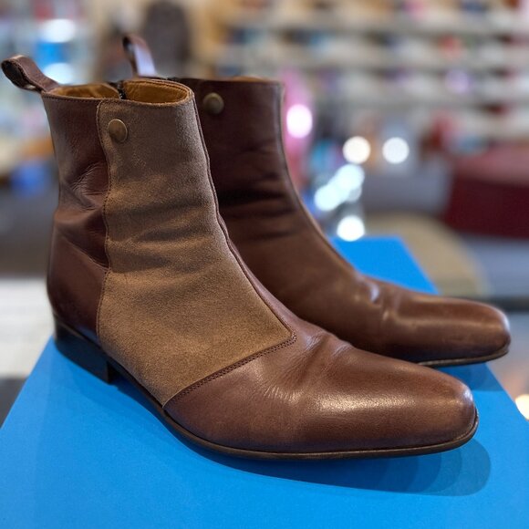 JOHN FLUEVOG EXECUTOR "MURDOCH" - BROWN - M7/W9 (FITS MENS 7.5/8, WOMENS 9.5/10) - Picture 1 of 4